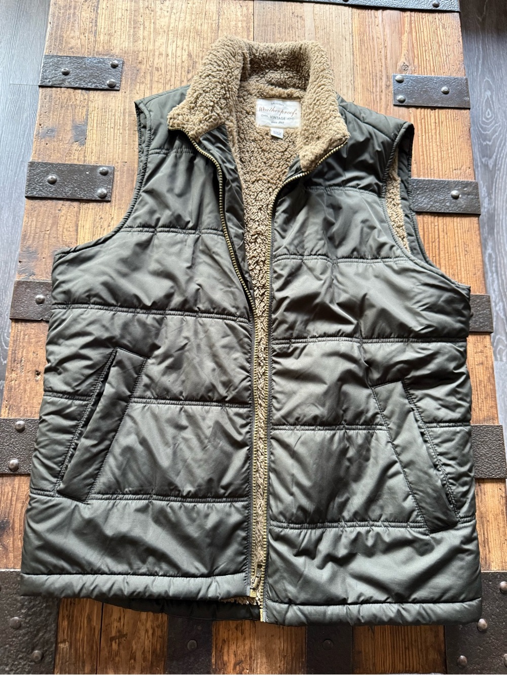 NWOT Men's Olive Green Sherpa-Lined Quilted Vest